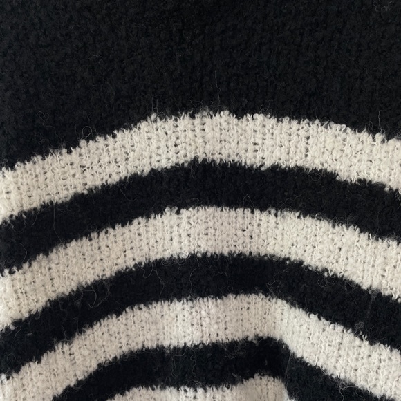 Ragdoll La
Women's Black Ragdoll Los Angeles Striped Boucle Sweater - Picture 7 of 7